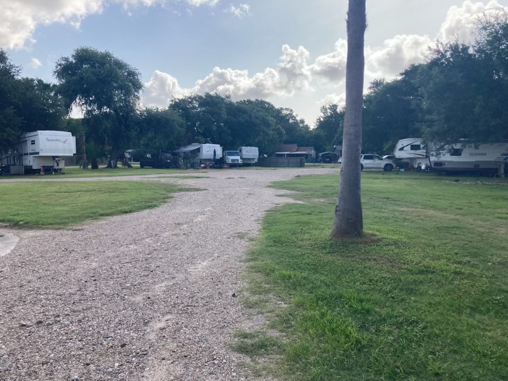 Gravel pull-through sites with mature shade trees